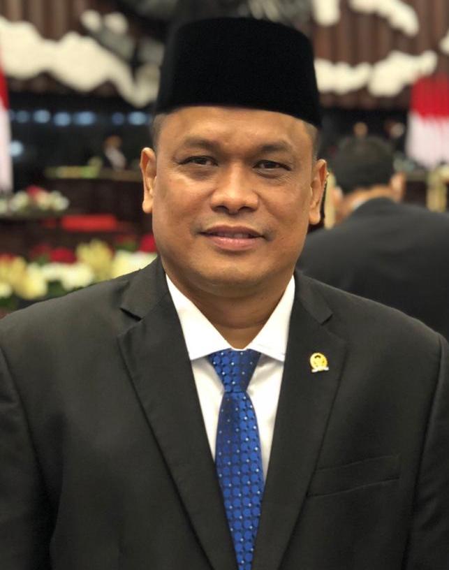 H. Charles Meikyansyah
